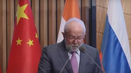 Президент Бразилии призвал ускорить избавление от долларовой гегемонии посредством создания альтернативной валюты