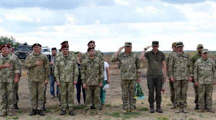 СМИ: Меркель предложила ввести на Донбасс до 40 тысяч миротворцев