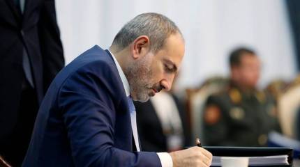 Пашинян запросил у России военную помощь