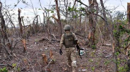 Противник пытается взять Красный Лиман в оперативное окружение, бои идут северо-западнее города