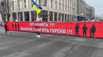 Критиковавшего ежедневные «минуты молчания» одессита заставили каяться