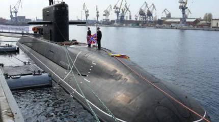 The final deep-sea tests of the head submarine "St. Petersburg" of the 677 project were postponed to the 2013 year