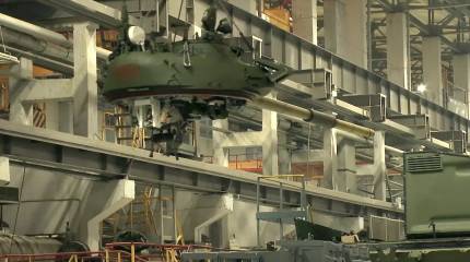 День машиностроителя: от комбайнов до танков