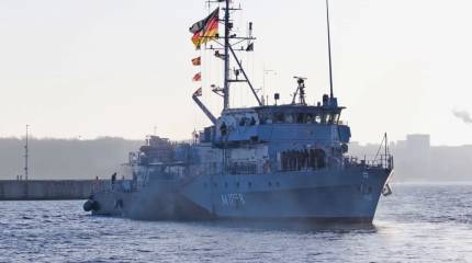 Мерц отправил один тральщик на помощь США в Ормузском проливе