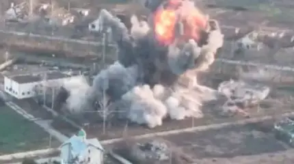 Разгоняющая до 2700 км/ч ракета Х-38МЛ снесла здание с боевиками ВСУ