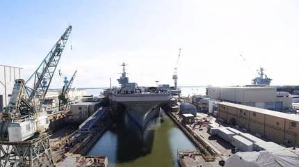Американскому авианосцу USS «John C. Stennis» (CVN-74) продлевают срок службы на 25 лет
