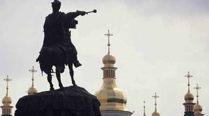 Первый штурм православия не удался. Киев и Фанар приступили к правильной осаде