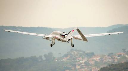 «Редкий двигатель в авиации»: разработчик объяснил отличия Bayraktar TB3 от TB2