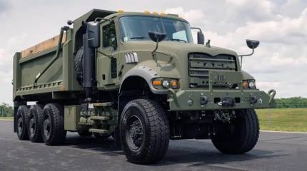 Пентагон потратился на разработку прототипа армейского грузовика, а контракт продлил с предыдущим поставщиком
