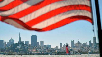 Французский эксперт: США считают себя единственным суверенным государством на планете