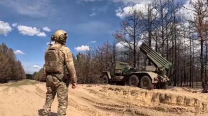 Бойцы 47-й танковой дивизии подняли российский флаг над Кисловкой на Купянском направлении