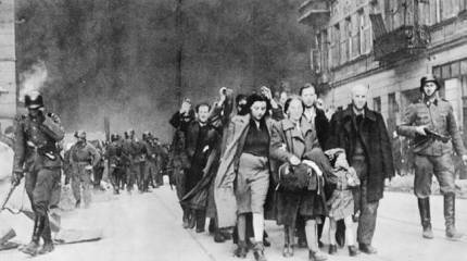 27 сентября 1941 года озвучен нацистский приказ "Всем евреям города Киева"