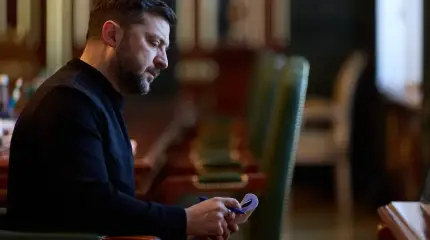 نفى الممثل الدائم للولايات المتحدة لدى حلف شمال الأطلسي تصريحات زيلينسكي بشأن تحديد موعد نهائي للمفاوضات.