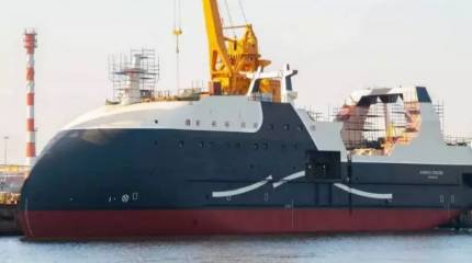 «Северная верфь» сформировала прочный корпус третьего серийного траулера-процессора проекта 170701