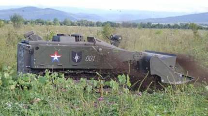 Россия начала экспортное продвижение робота-сапёра "Уран-6"