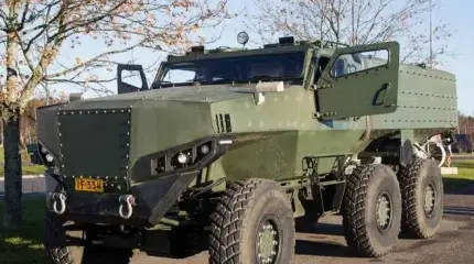 Украинские неонацисты получили от финнов редкие неказистые броневики