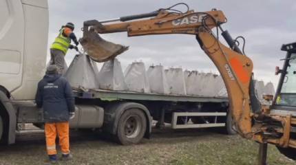 Не допустить отсечения от моря: ВСУ показали возведение фортификаций в Одесской области