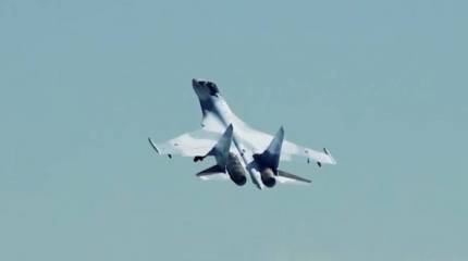 В распоряжение Минобороны РФ передана очередная партия новых многофункциональных истребителей Су-35С