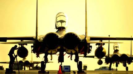 «Скованное небо» над Персидским заливом. Воздушную группировку катарско-американских учений «прижмут к морю»!