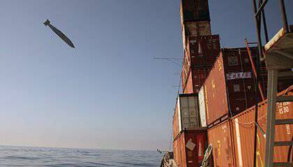 США испытали сетевую авиабомбу