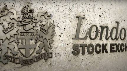 Индекс Лондонской фондовой биржи упал почти на 4 процента впервые с допандемийного периода