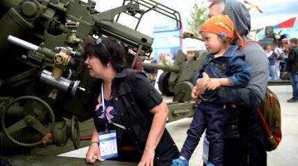 Опрос: почти треть российских граждан  считают ВС РФ лучшими в мире