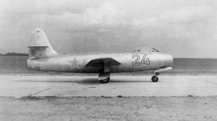 Экспериментальный истребитель Як-19