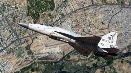 «Можем предложить только армию»: Пакистан подписал пакт об обороне с саудитами