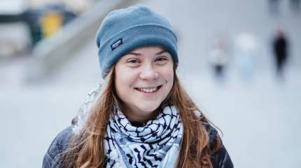 «Надеюсь, Грета и её друзья умеют плавать»: американский сенатор-экстремист прокомментировал гуманитарное плавание Тунберг к берегам сектора Газа