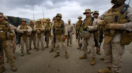 En los Estados Unidos, cuatro infantes de marina murieron mientras limpiaban el sitio en una base militar.