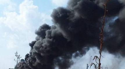 В ливийском портовом городе Бенгази сгорел малый ракетный корабль проекта 1234Э Tarig Ibn Ziyad