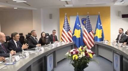 Советник Госдепартамента США посетил Белград и Приштину, призвав Сербию к антироссийским санкциям