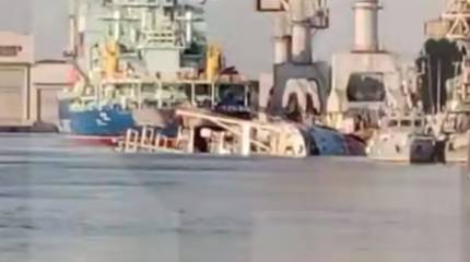 Борьба за судно продолжалась всю ночь: возле причала Балтийского завода затонул буксир «Капитан Ушаков»