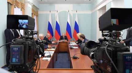 Путин: Тезис Людовика XIV "После меня хоть потоп" не для нас