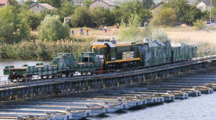 На учениях в ЮВО задействовали бронепоезд