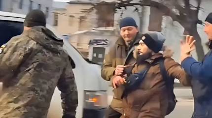 Правительство Украины обязало руководство предприятий и организаций доставлять сотрудников в военкоматы