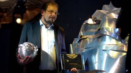 Зеппельта бросили на китайский фронт