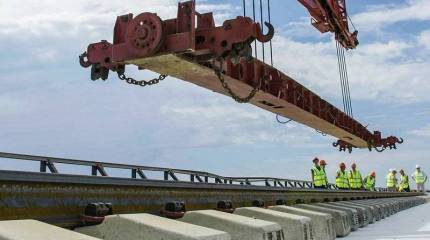 Министр транспорта: Поезда по Крымскому мосту могут пойти раньше срока