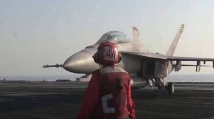 Контр-адмирал ВМС США: К 2025 году планируем свести дефицит палубных истребителей к нулю, иначе будем уязвимы перед противником