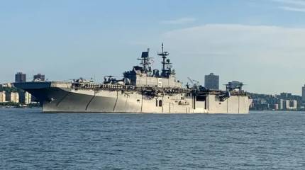 Командование ВМС США вывело два десантных корабля из Красного моря на фоне продолжающейся операции против хуситов