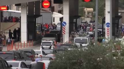 Эксперты обсуждают, как поступить с уехавшими из страны и желающими поражения России