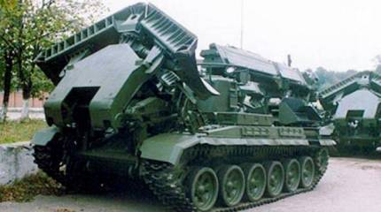 Для участия в конкурсе египетским и белорусским военным инженерам выдали российскую технику