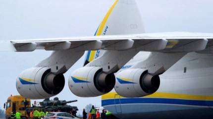 В Чехии украинский самолёт загрузили танками Т-72