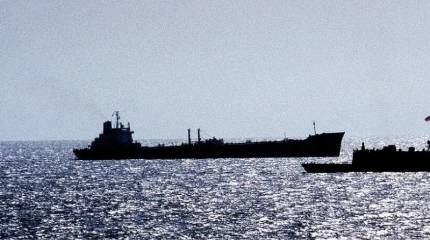 Показана чрезвычайно высокая плотность нефтяного трафика в Ормузском проливе