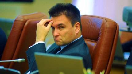 Слабый президент Зеленский. Майдан придёт, порядок наведёт?