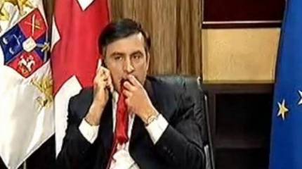 Мишико больше не хочет галстуков