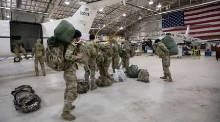 Из-за приостановки работы правительства США военным не дают уволиться со службы