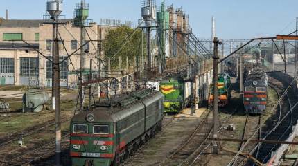 В Синельниково после удара «Геранями» изменено направление движения поездов
