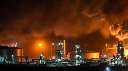 Неизвестный дрон атаковал крупный нефтяной терминал в Омане
