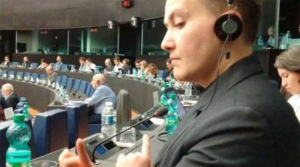 Савченко заявила, что готова вернуть Порошенко звезду Героя Украины